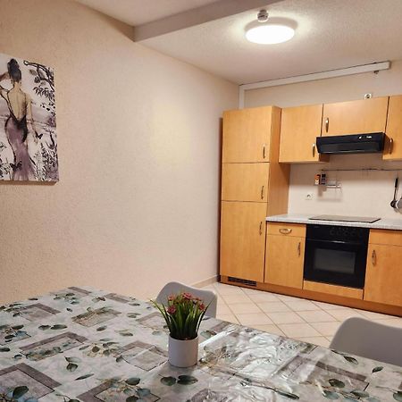 Sj Apartment เคมนิตซ์ ภายนอก รูปภาพ