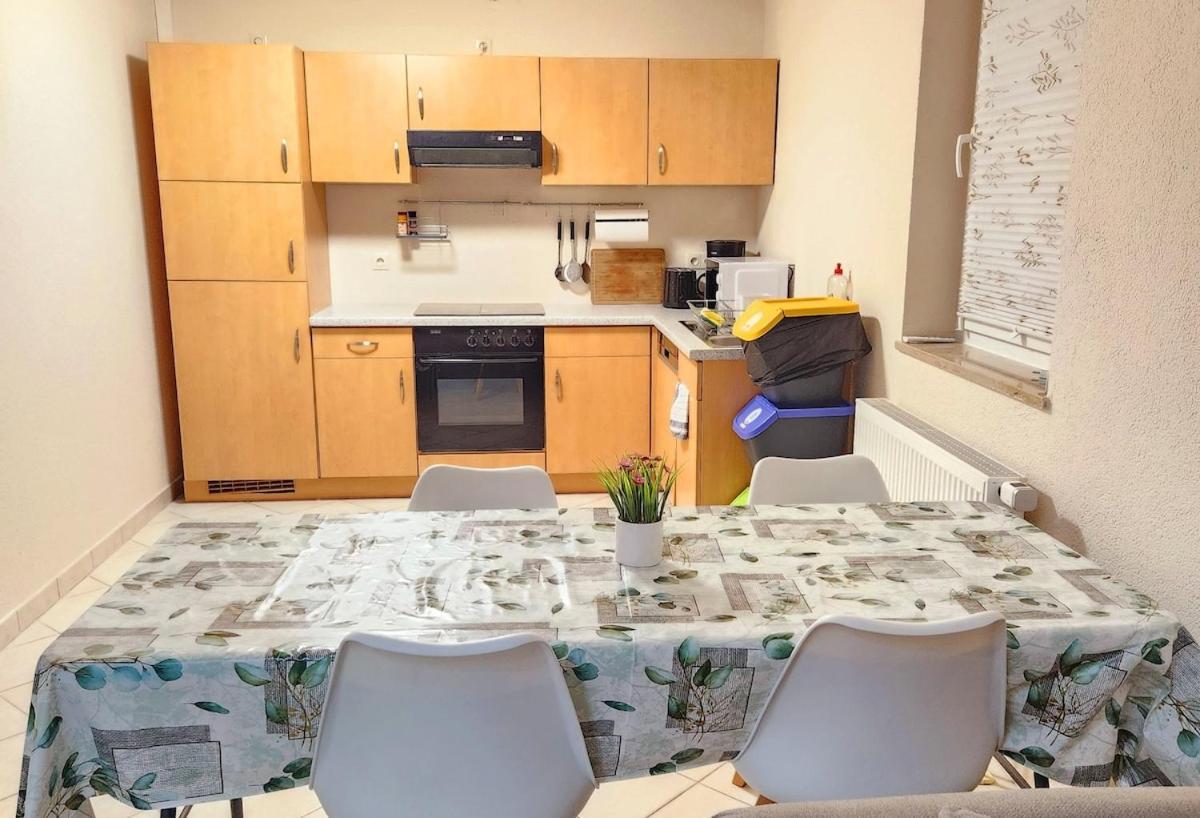 Sj Apartment เคมนิตซ์ ภายนอก รูปภาพ