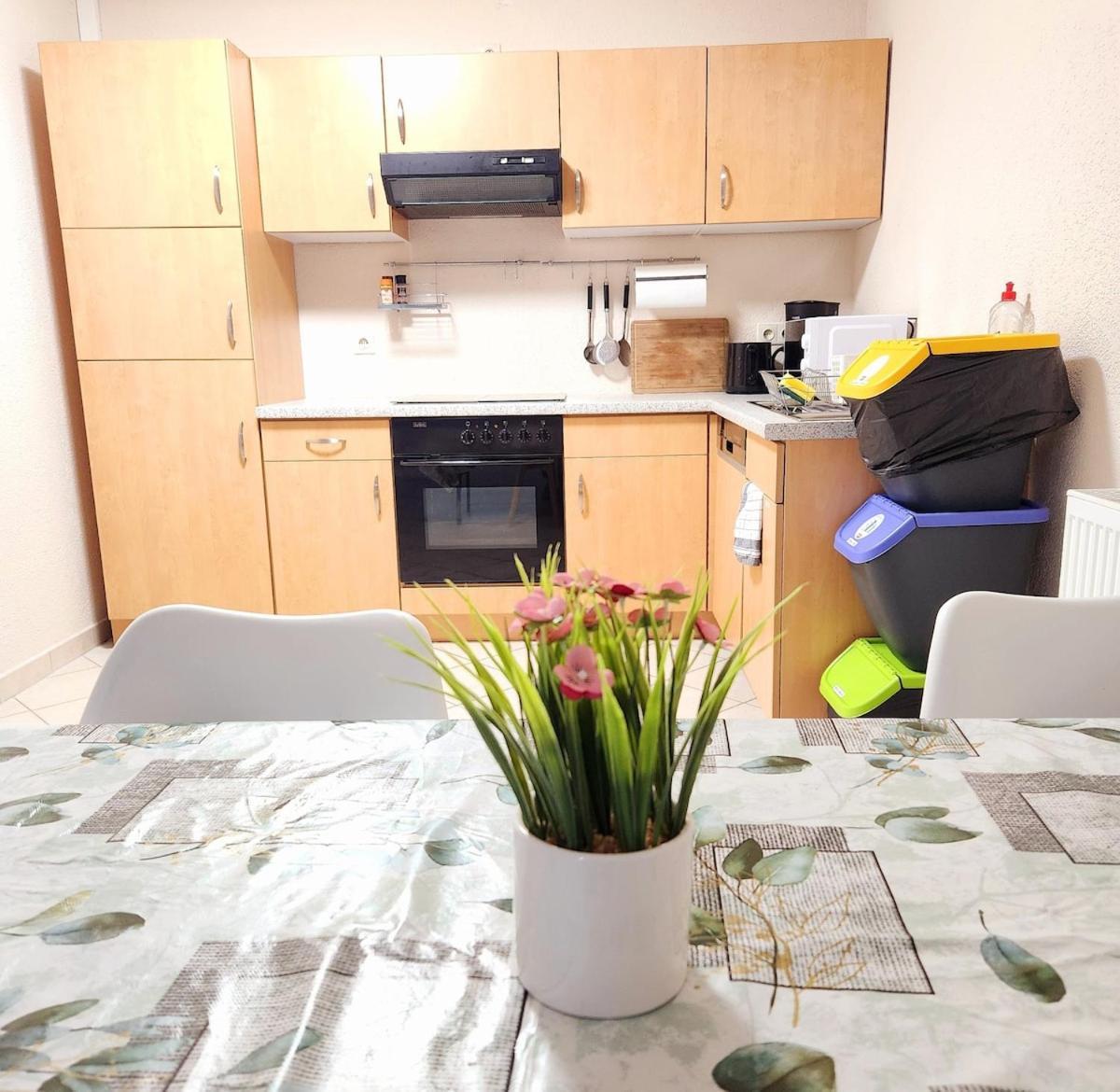 Sj Apartment เคมนิตซ์ ภายนอก รูปภาพ